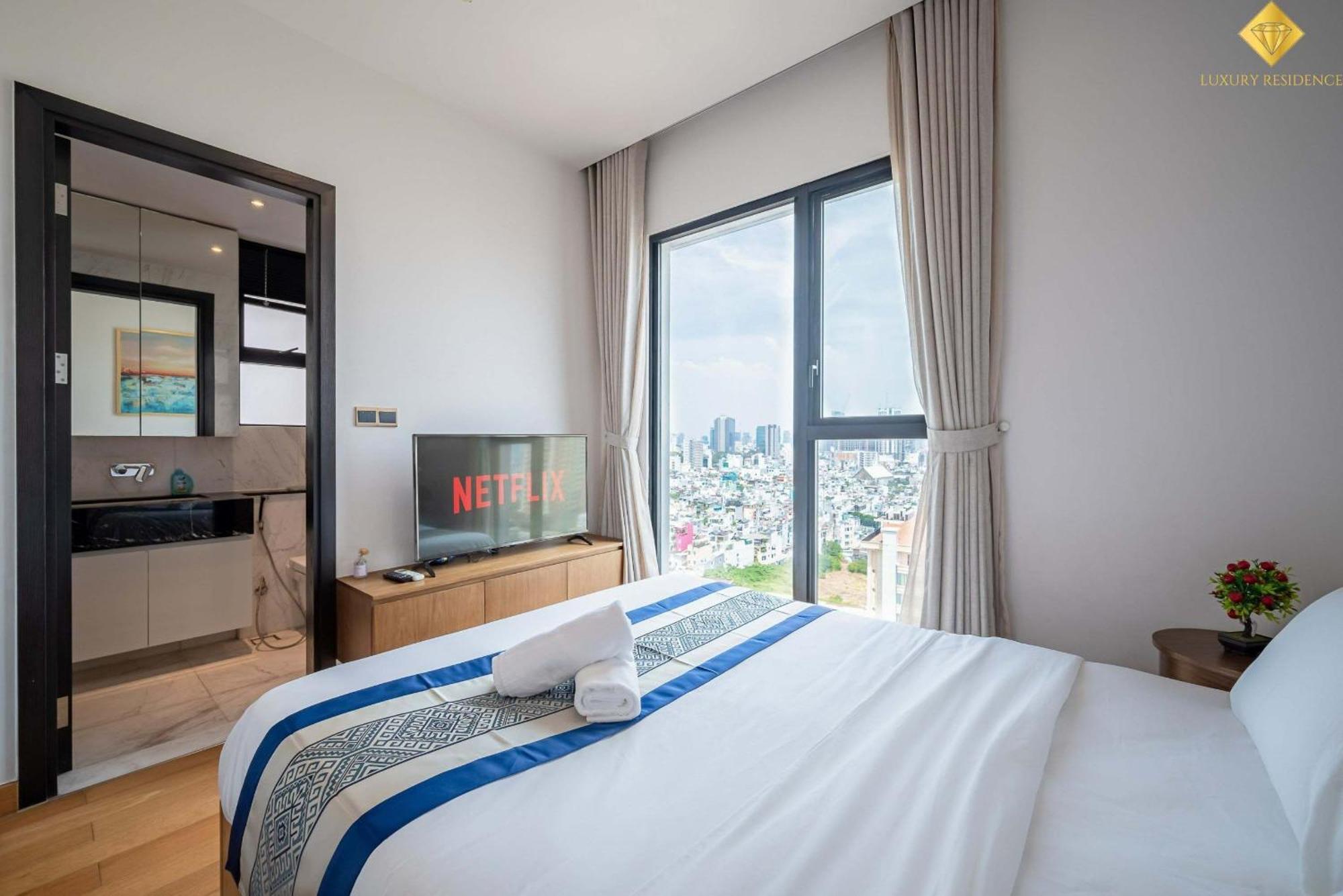 D1Mension Riverside - Angia Hospitality Ho Chi Minh City Exterior photo
